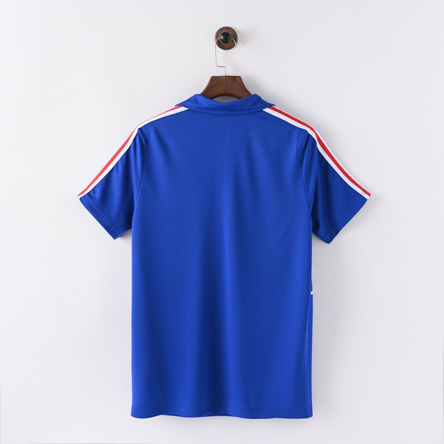 France 1984 – Adidas Trefoil