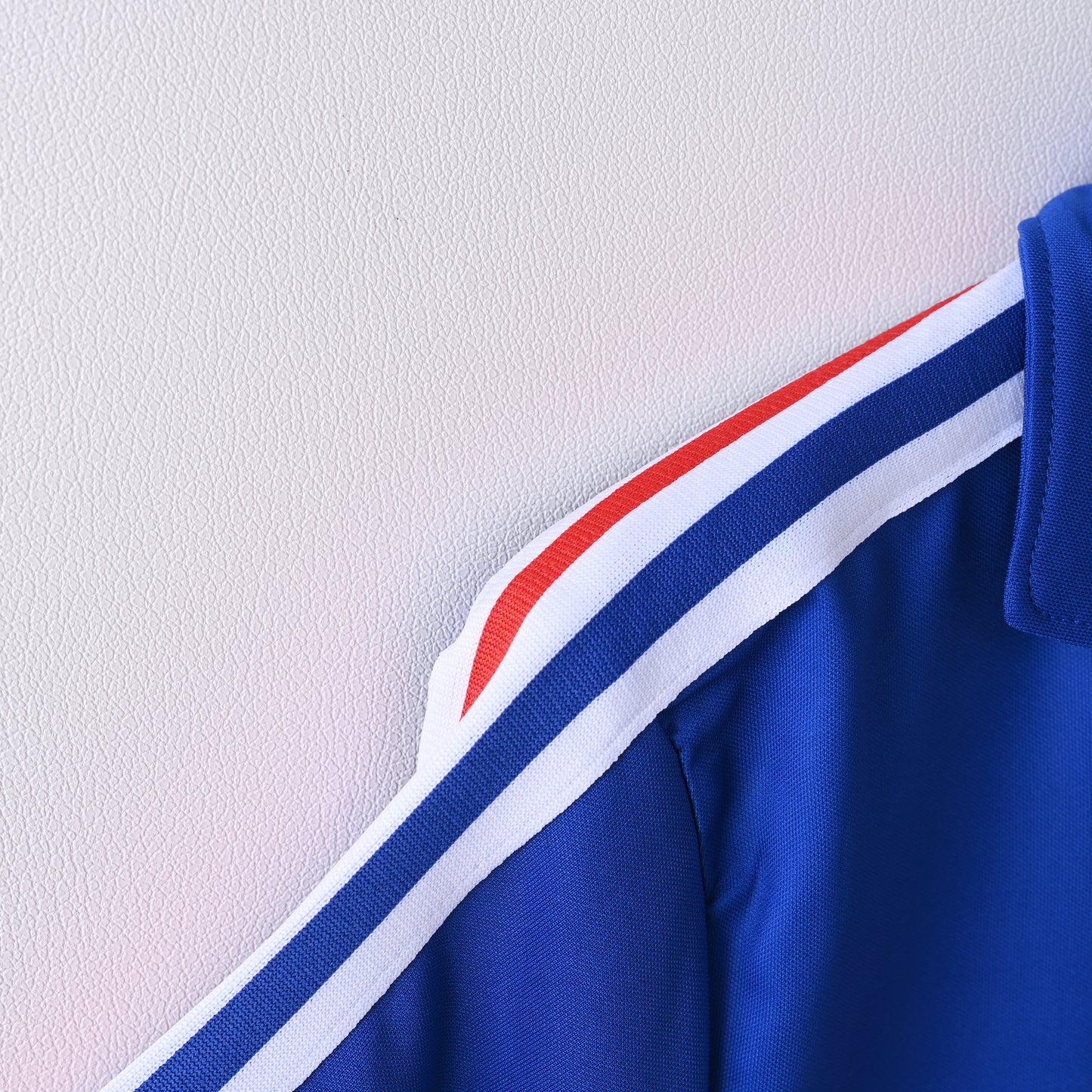 France 1984 – Adidas Trefoil