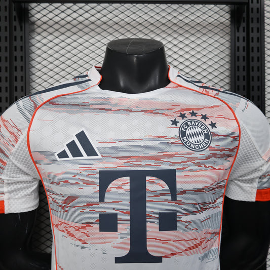 Bayern Múnich 2024/2025 – Visitante