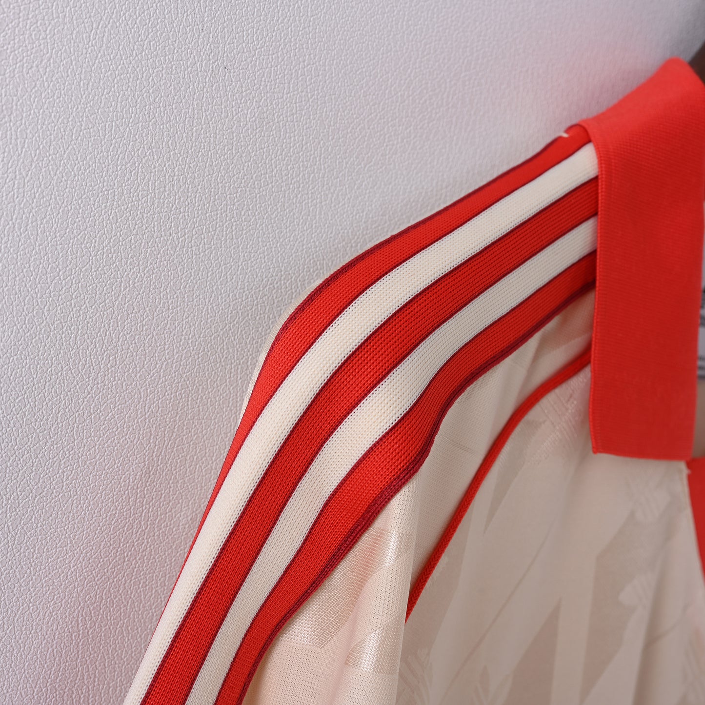 Bayern Munich Training Jersey 1989-1991 – Adidas Trefoil (Manga Larga)