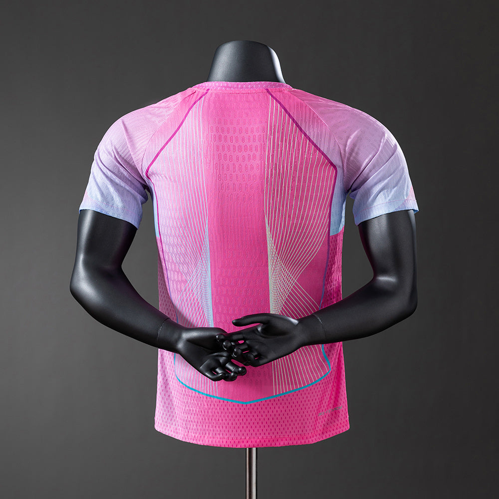 Camiseta de Entrenamiento FC Barcelona 2025/26 – Versión Player (Rosa/Edición Training)