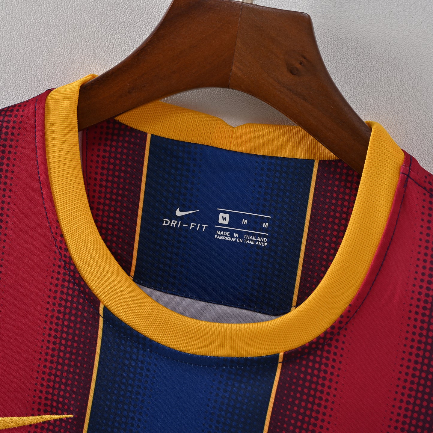 FC Barcelona 2020/21 – Versión Fan (Home / Retro)